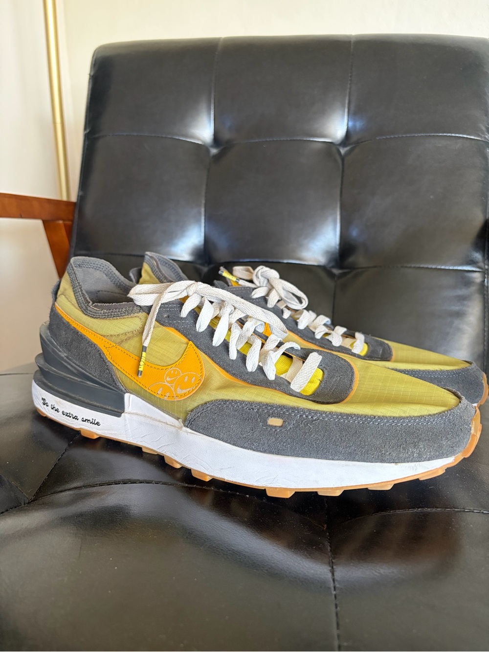 Nike Men’s lime and Gray Waffle Retro-Inspired Low-Top Sneakers